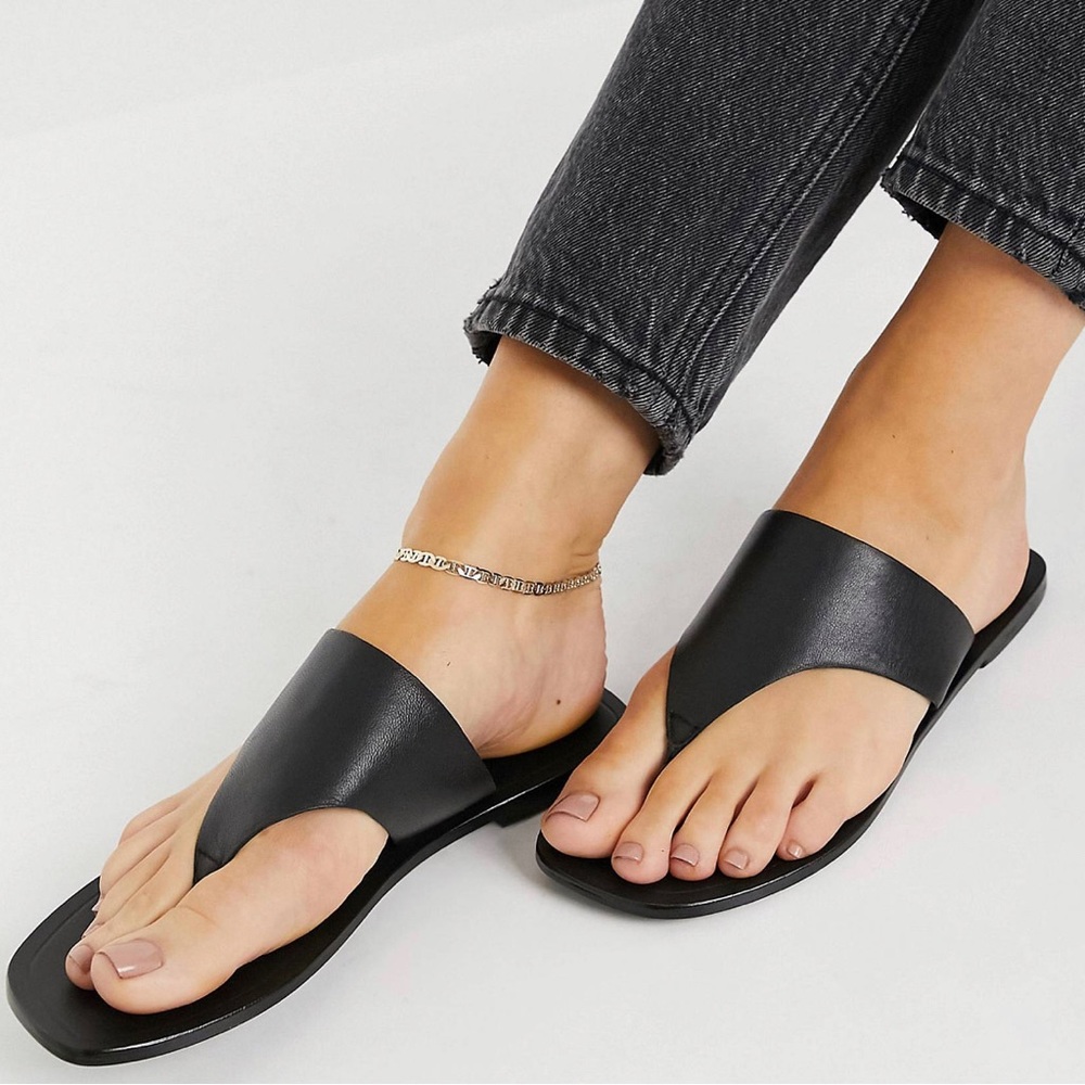 ASOS DESIGN Wide Fit leather toe thong sandal black size 8